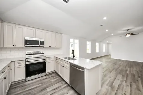 18720 Loom Drive Conroe TX 77306