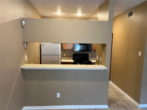 2121 El Paseo Street 2007 Houston TX 77054