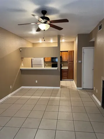 2121 El Paseo Street 2007 Houston TX 77054