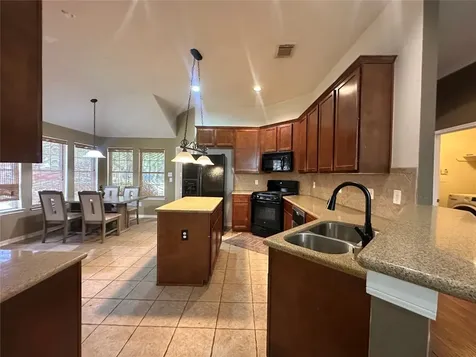 19327 Gallatin Lane Tomball TX 77377