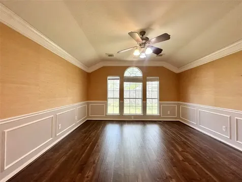 19327 Gallatin Lane Tomball TX 77377