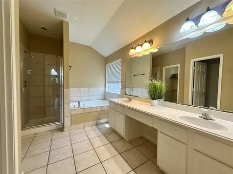 19327 Gallatin Lane Tomball TX 77377