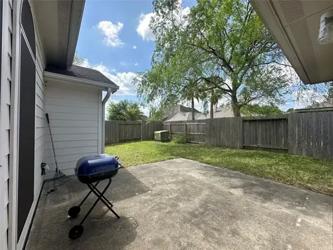 19327 Gallatin Lane Tomball TX 77377