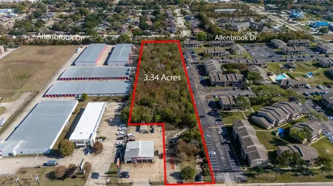 3702 Garth Road Baytown TX 77521