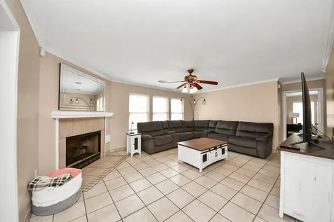 4747 Widerop Lane Friendswood TX 77546