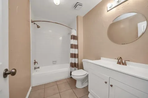 4747 Widerop Lane Friendswood TX 77546