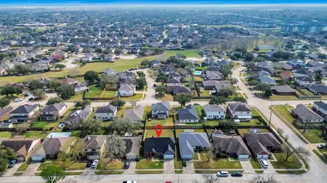 4747 Widerop Lane Friendswood TX 77546