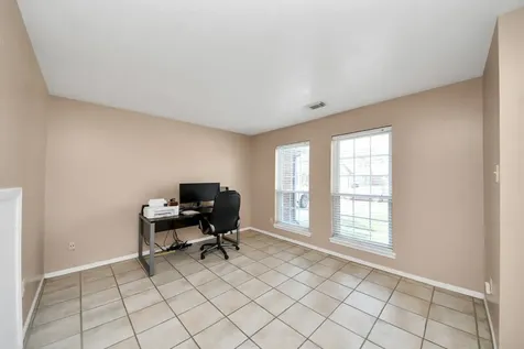 4747 Widerop Lane Friendswood TX 77546