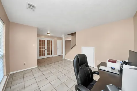 4747 Widerop Lane Friendswood TX 77546