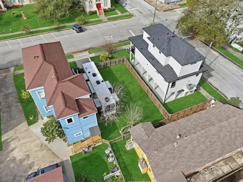 1104 36th Street Galveston TX 77550