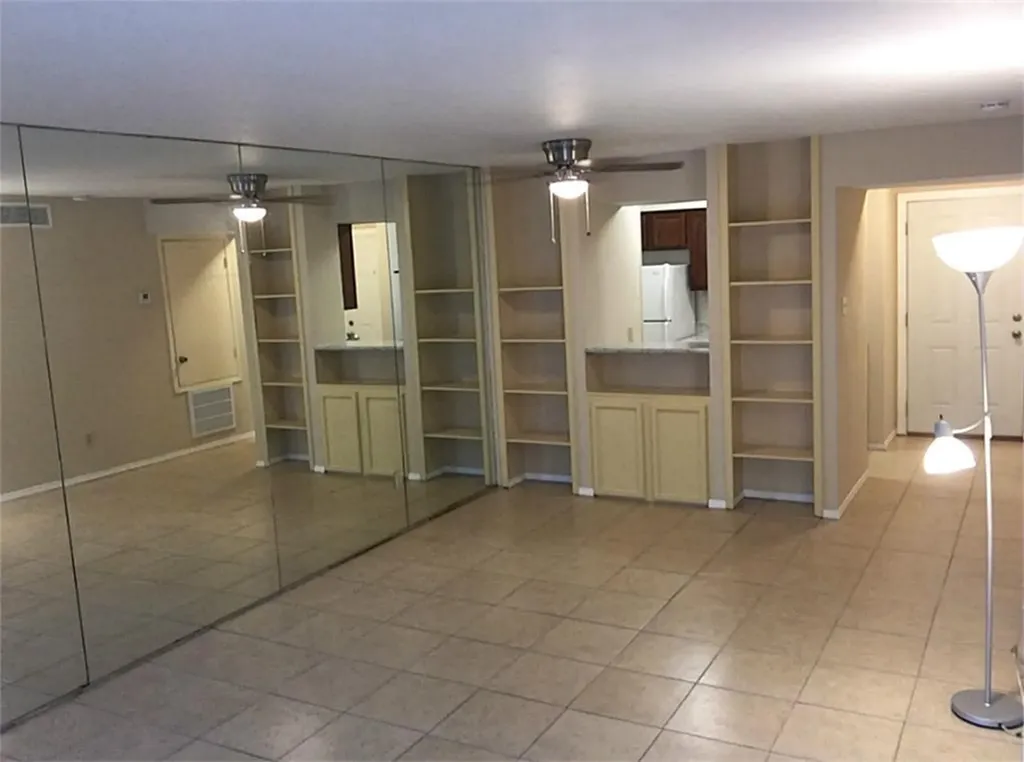 10075 Westpark Drive 14 Houston TX 77042