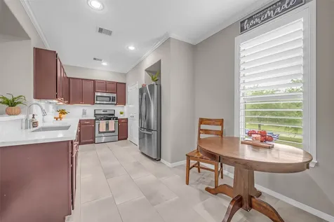8118 Stoneyway Drive Houston TX 77040