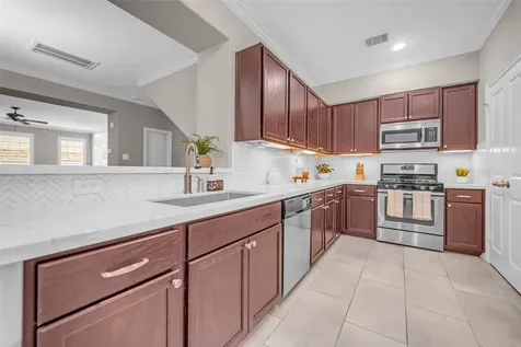 8118 Stoneyway Drive Houston TX 77040