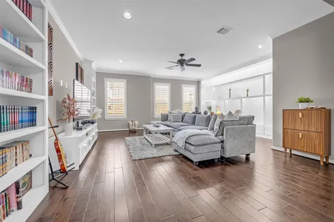 8118 Stoneyway Drive Houston TX 77040
