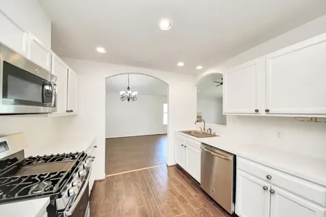 2511 Orchard Run Way Fresno TX 77545