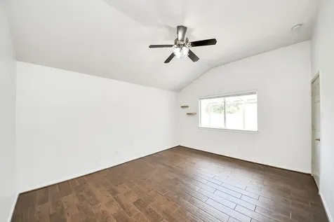 2511 Orchard Run Way Fresno TX 77545