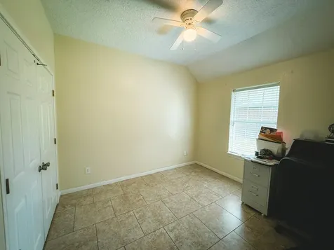 1102 N Shepherd Drive Baytown TX 77520