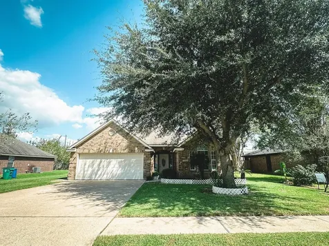 1102 N Shepherd Drive Baytown TX 77520