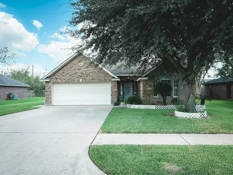 1102 N Shepherd Drive Baytown TX 77520