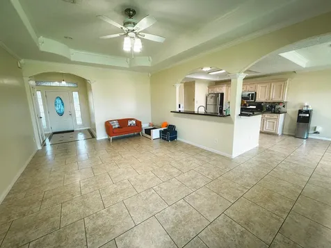 1102 N Shepherd Drive Baytown TX 77520
