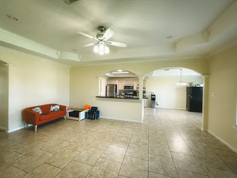 1102 N Shepherd Drive Baytown TX 77520
