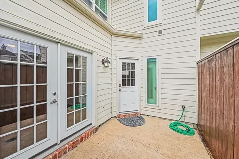 5913 Woodway Place Court Houston TX 77057