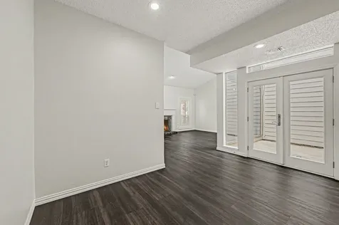 5913 Woodway Place Court Houston TX 77057