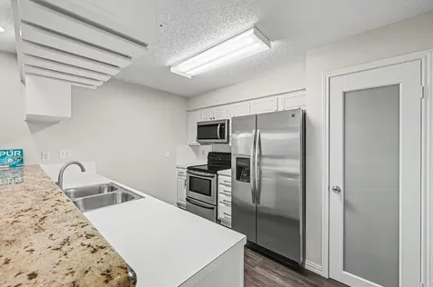 5913 Woodway Place Court Houston TX 77057