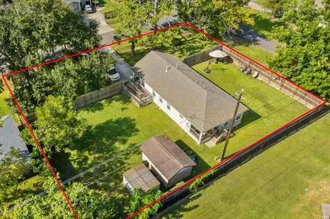 2722 Vega Street Houston TX 77088