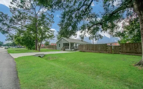 2722 Vega Street Houston TX 77088