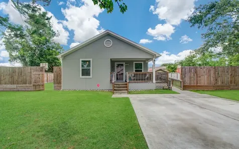 2722 Vega Street Houston TX 77088