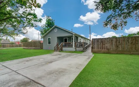 2722 Vega Street Houston TX 77088
