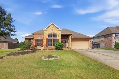 4115 Broadmoor Drive Mont Belvieu TX 77523