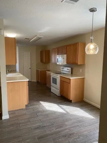 5080 Hauna Lane Dickinson TX 77539