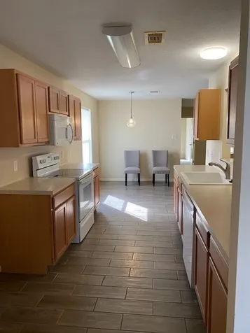 5080 Hauna Lane Dickinson TX 77539