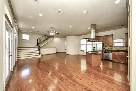 5711 Kiam Street Houston TX 77007