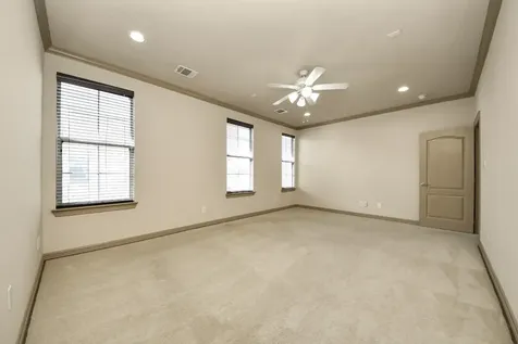 5711 Kiam Street Houston TX 77007