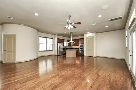 5711 Kiam Street Houston TX 77007