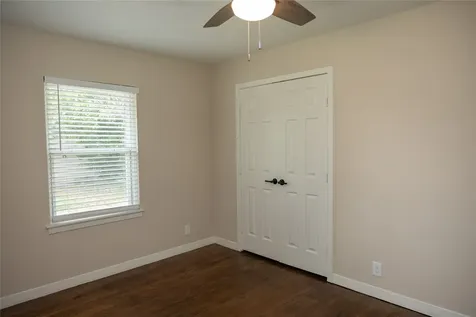 811 Sara Rose Street Houston TX 77018