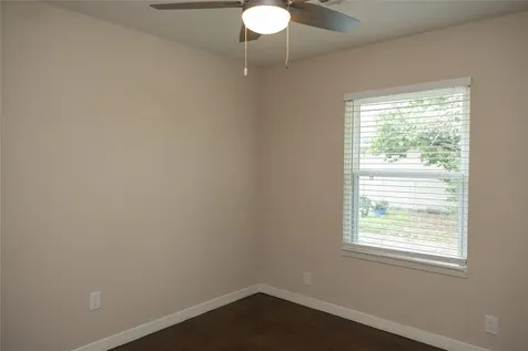 811 Sara Rose Street Houston TX 77018