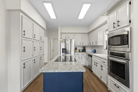 7314 Blenheim Palace Lane Houston TX 77095
