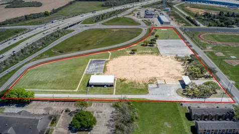 10.9 AC Fields Store At Highway 290 Road Waller TX 77484
