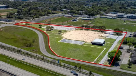 10.9 Ac Fields Store At Highway 290 Road Waller TX 77484