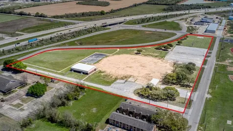 10.9 Ac Fields Store At Highway 290 Road Waller TX 77484