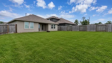 14200 Yellow Jacket Court Willis TX 77318