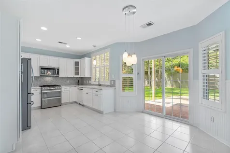 77 Sugar Grove Court The Woodlands TX 77382