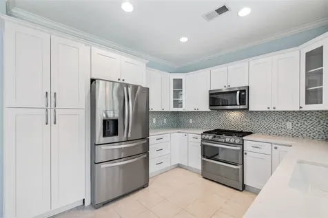 77 Sugar Grove Court The Woodlands TX 77382