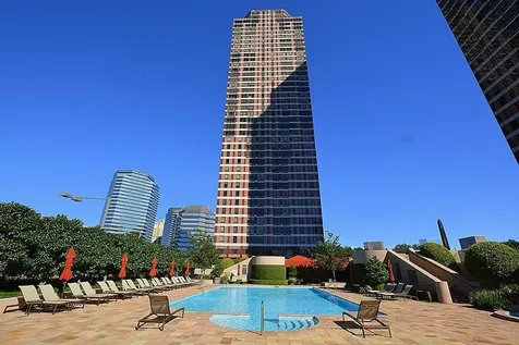 5110 San Felipe 151w Houston TX 77056