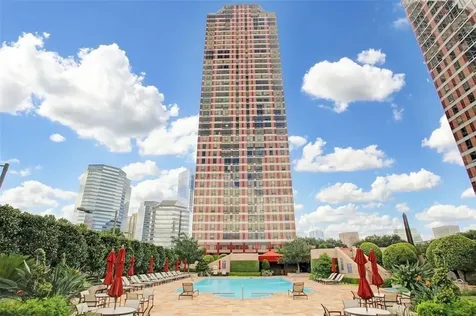 5110 San Felipe 151w Houston TX 77056