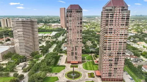 5110 San Felipe 151w Houston TX 77056